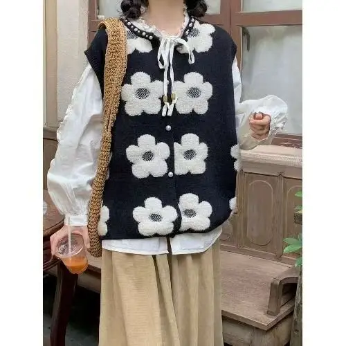 Korean 3d Flower Jacquard Wool Sweater Vest Autumn Fashion Bead Pearl Knit Vest Cardigan Women Loose Tank Jacket Runway Coats