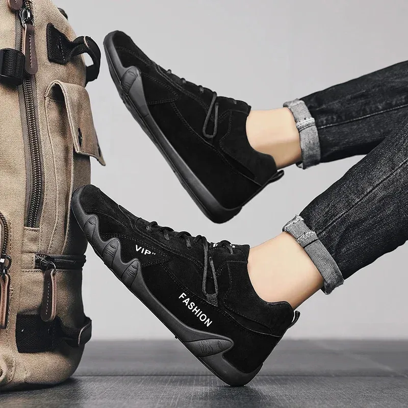 الرجال حذاء من الجلد 2025 الرجال رياضة قماشية غير رسمية عدم الانزلاق العمل أحذية رجالي أحذية بوت قصيرة الدانتيل متابعة الأخفاف أحذية رياضية رجالية