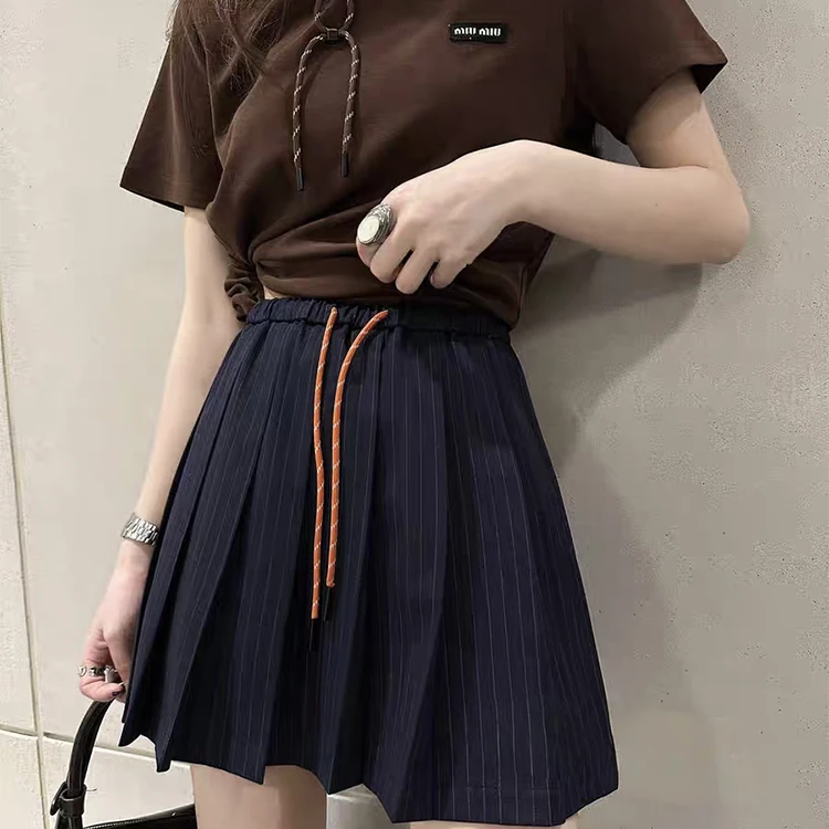 

Retro striped pleated skirt for women, 2024 autumn high waisted college style casual A-line skirt, short skirt, half skirt