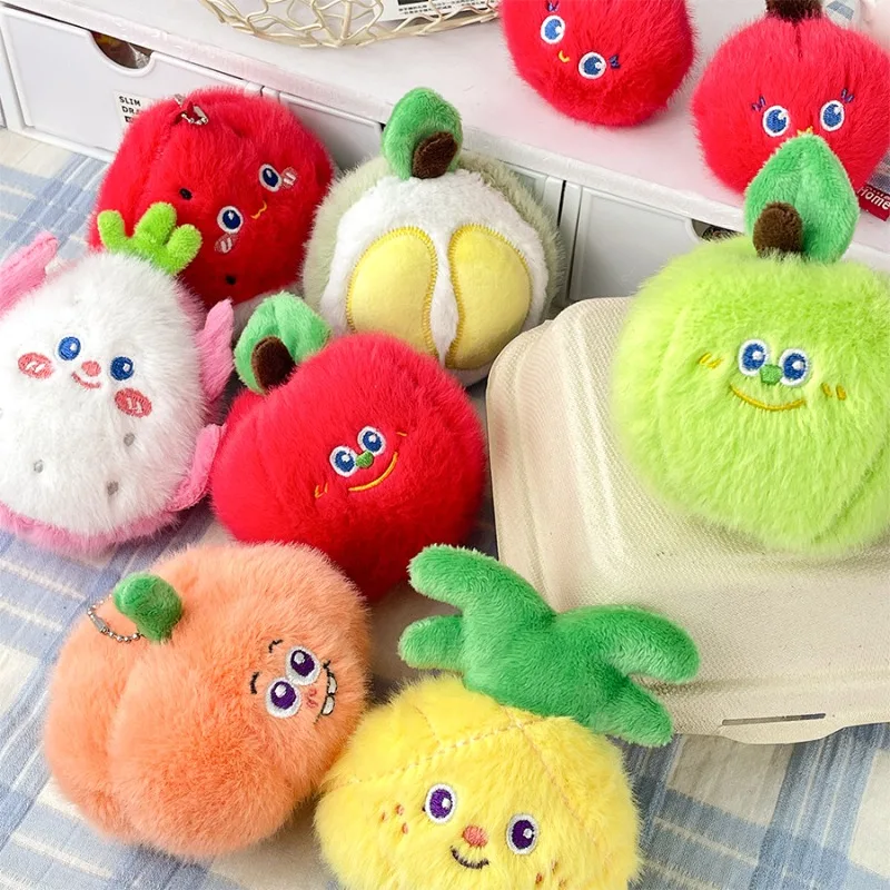 Simpatico ciondolo giocattolo di peluche di frutta Ciliegia Ananas Ciondolo bambola di peluche Accessori per borse Arazzi di peluche Arazzi Ornamento Ciondolo per borsa
