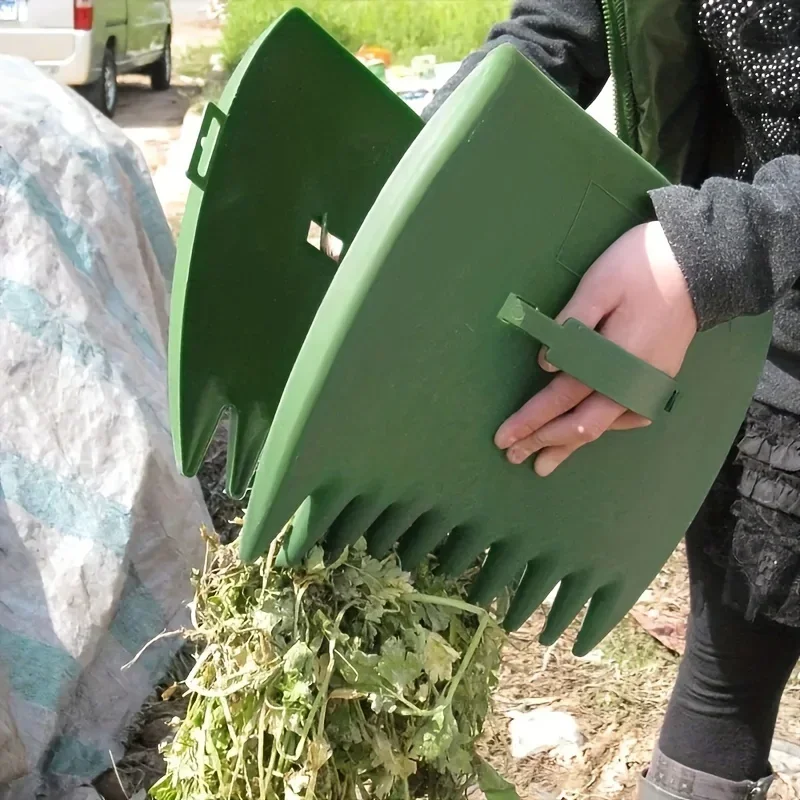 1 Pair Outdoor Leaf Grabber Garden Plastic Rake for Collecting Leaves Yard Cleaning Tool with Durable Plastic Construction
