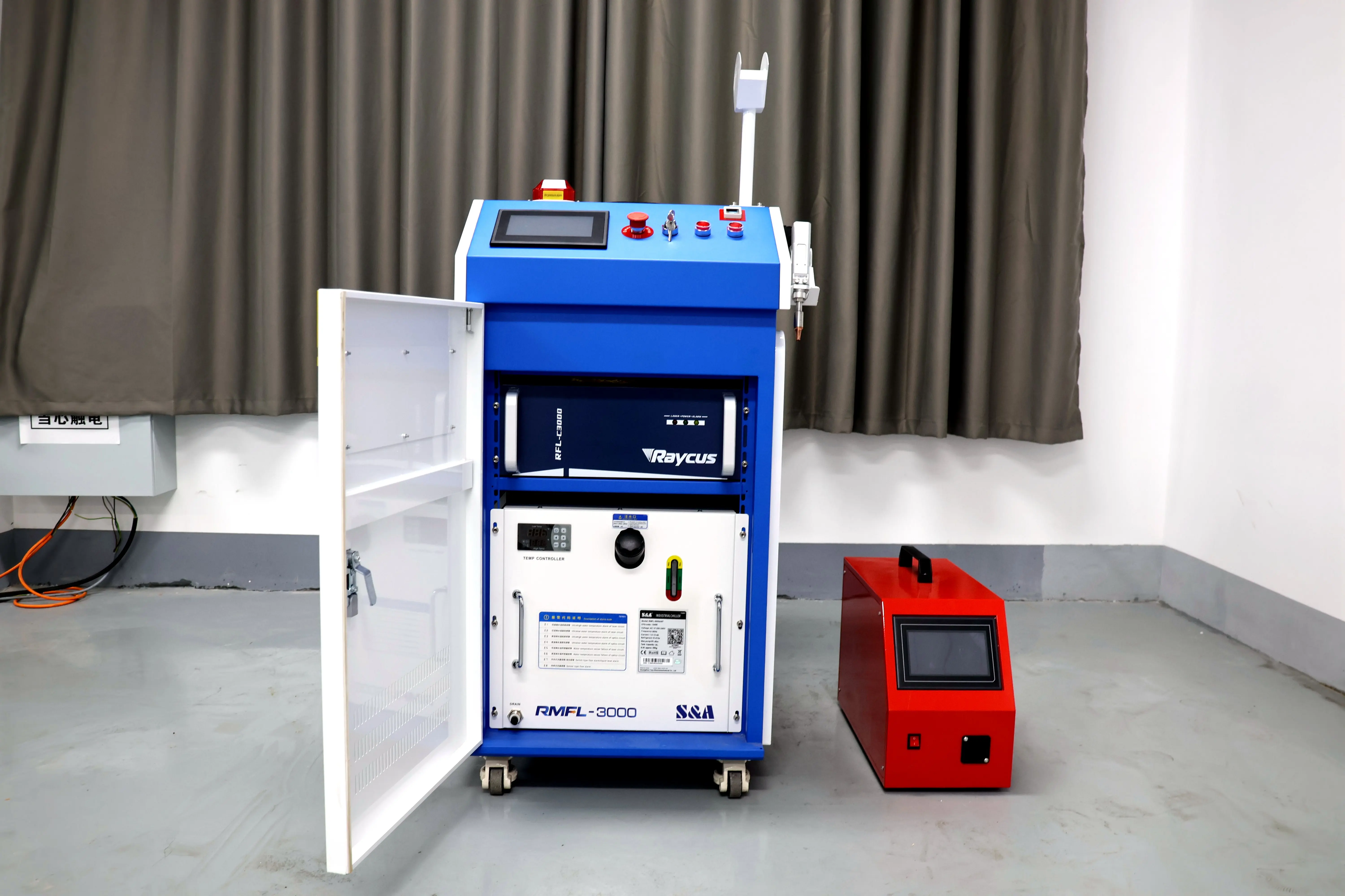 Handheld Laser Welding Machine Raycus 1500w 2000w 3000w with High-Resolution Display