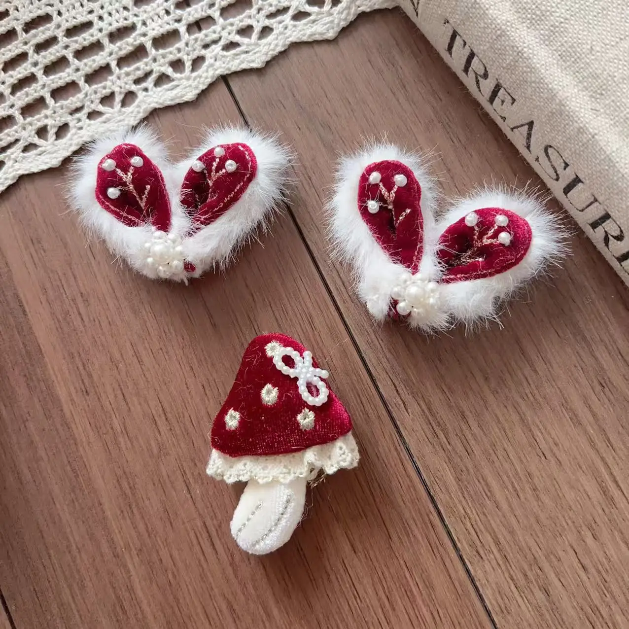Premium Stuffed Velvet Fabric Mushroom Pearl Hair Clip Brooch Pin Unfinished DIY for Shoes Hat Bag Pendant Clothing Trim