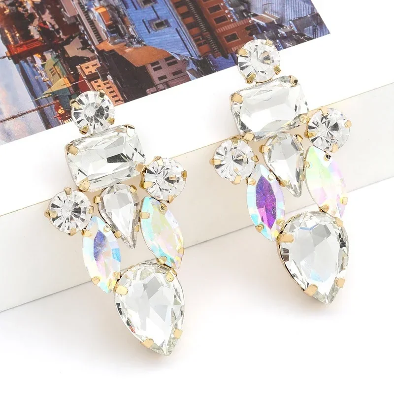 إكسسوارات شعبية، أقراط نسائية برية، صيف 2022 جديد، لون سبيكة حجر الراين، أزياء مزاجية