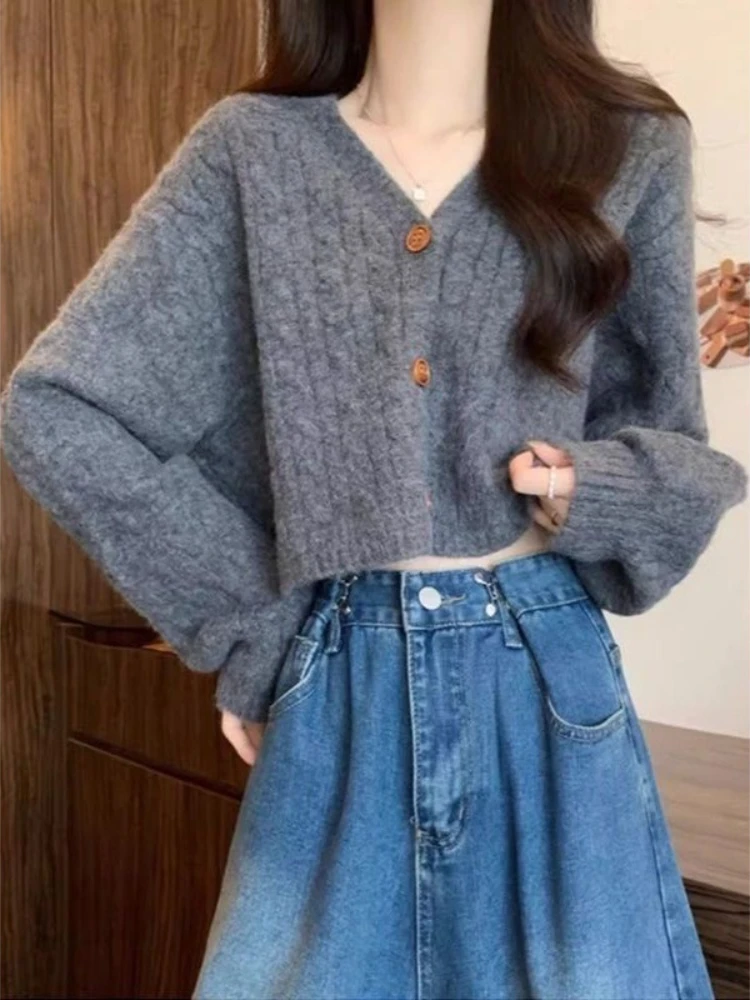 

Korobov Autumn Korean Casual Loose Solid Single Breasted V Neck Long Sleeve Knitted Cardigan