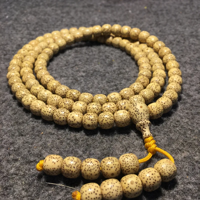 Natural Gold Xingyue Bodhi Yellow Chicken Grease Hainan Xingyue Bodhi108Buddha Beads Gaomi Lunar January Old Seeds Star Moon