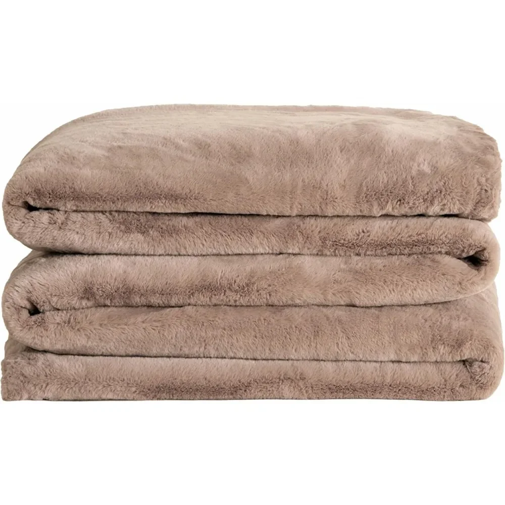 

Faux fur blanket - extra-large, lightweight, extra-soft blanket - adds a layer of softness to any bed or sofa - 100" x 100".