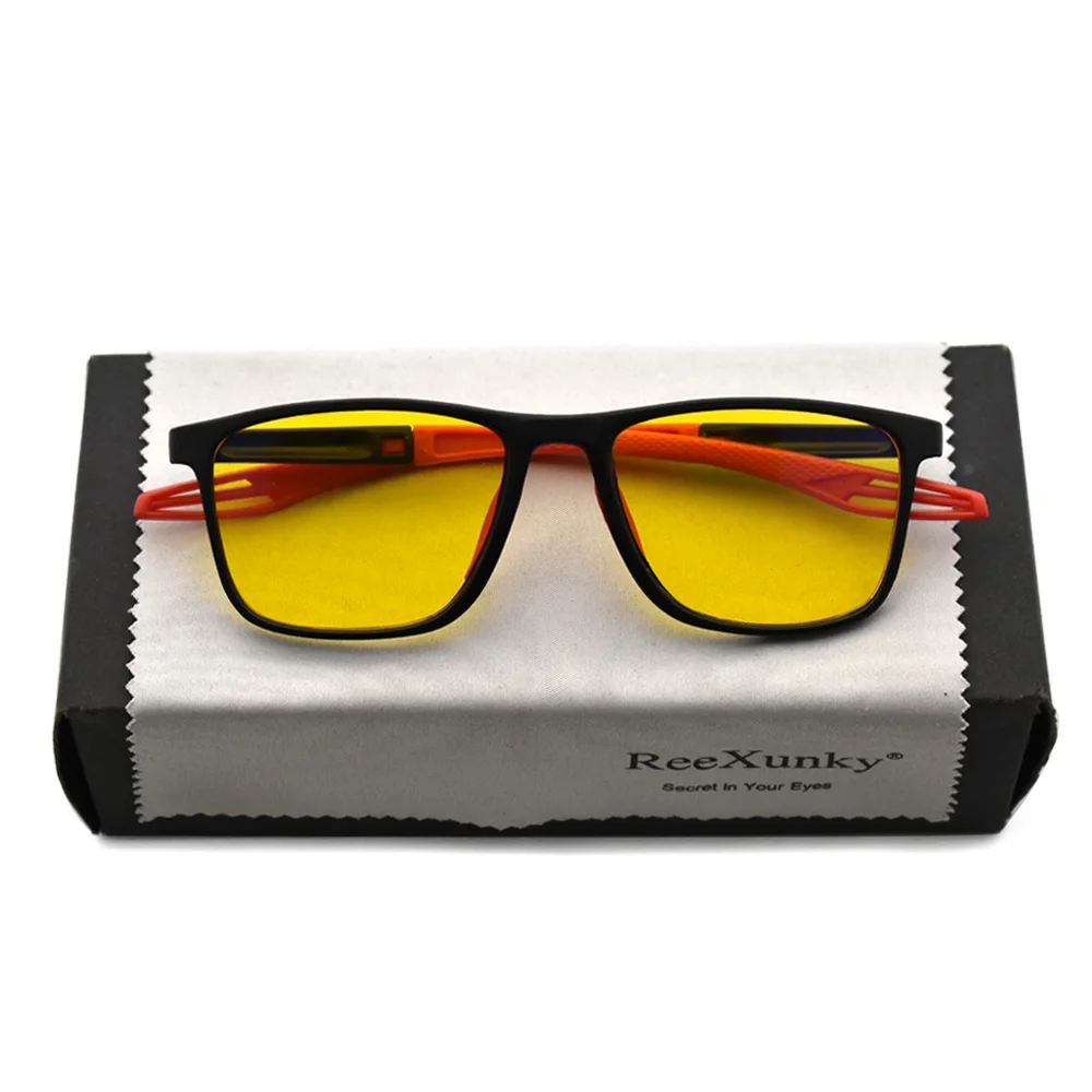 Night Vision Anti Blue Rays Computer Glasses Men Vintage Square Frame Gaming Glasses Women Anti Eyestrain Light Blocking Eyewear