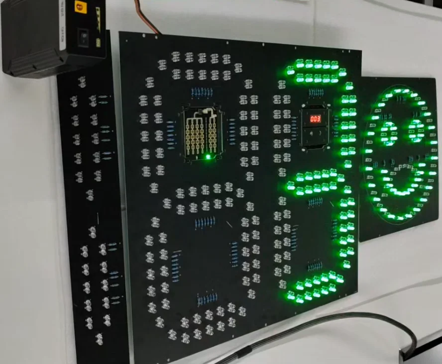 Radar Speed Sign LED Display – 24GHz High Precision, Smiley/Frowny Faces – Road, Highway, School Traffic Safety