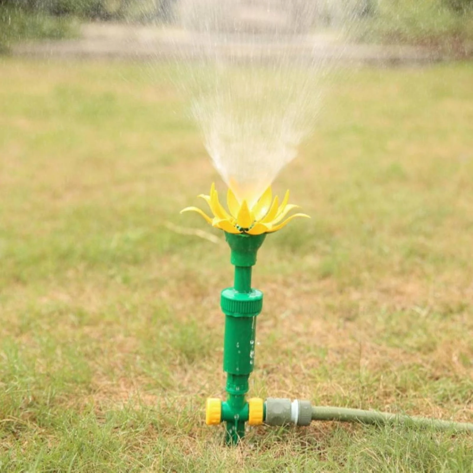 Flower-Shaped Sprinkler Hose Connection Flower Sprinkler Yard Care Stable Spike Base Garden Gear Easy Installation