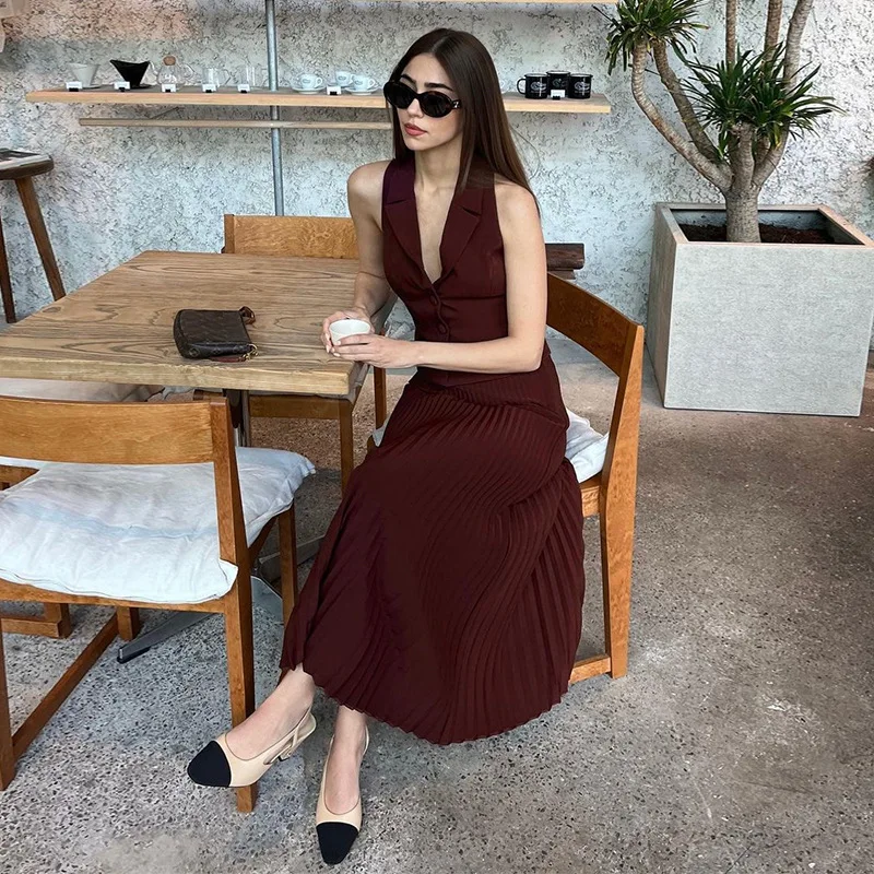 Fashion Two Piece Set 2024 Folds Long Skirt Women\'s Notched Sleeveless Short Vest Top High Waist Solid Maxi Skirt 2-piece Set