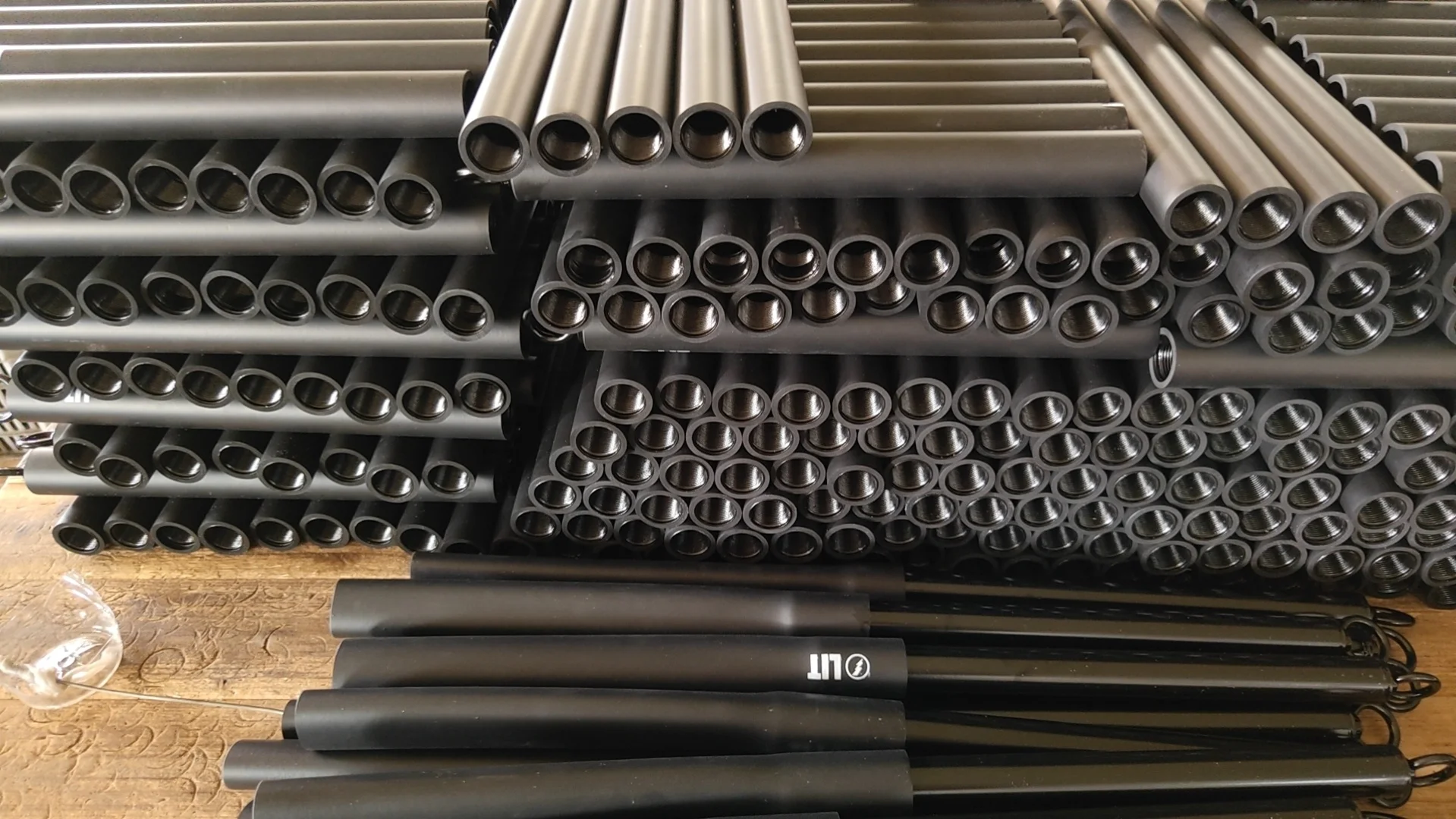 저항 밴드가 있는 도매 전신 운동 운동 장비 피트니스 바 휴대용 필라테스 바 키트