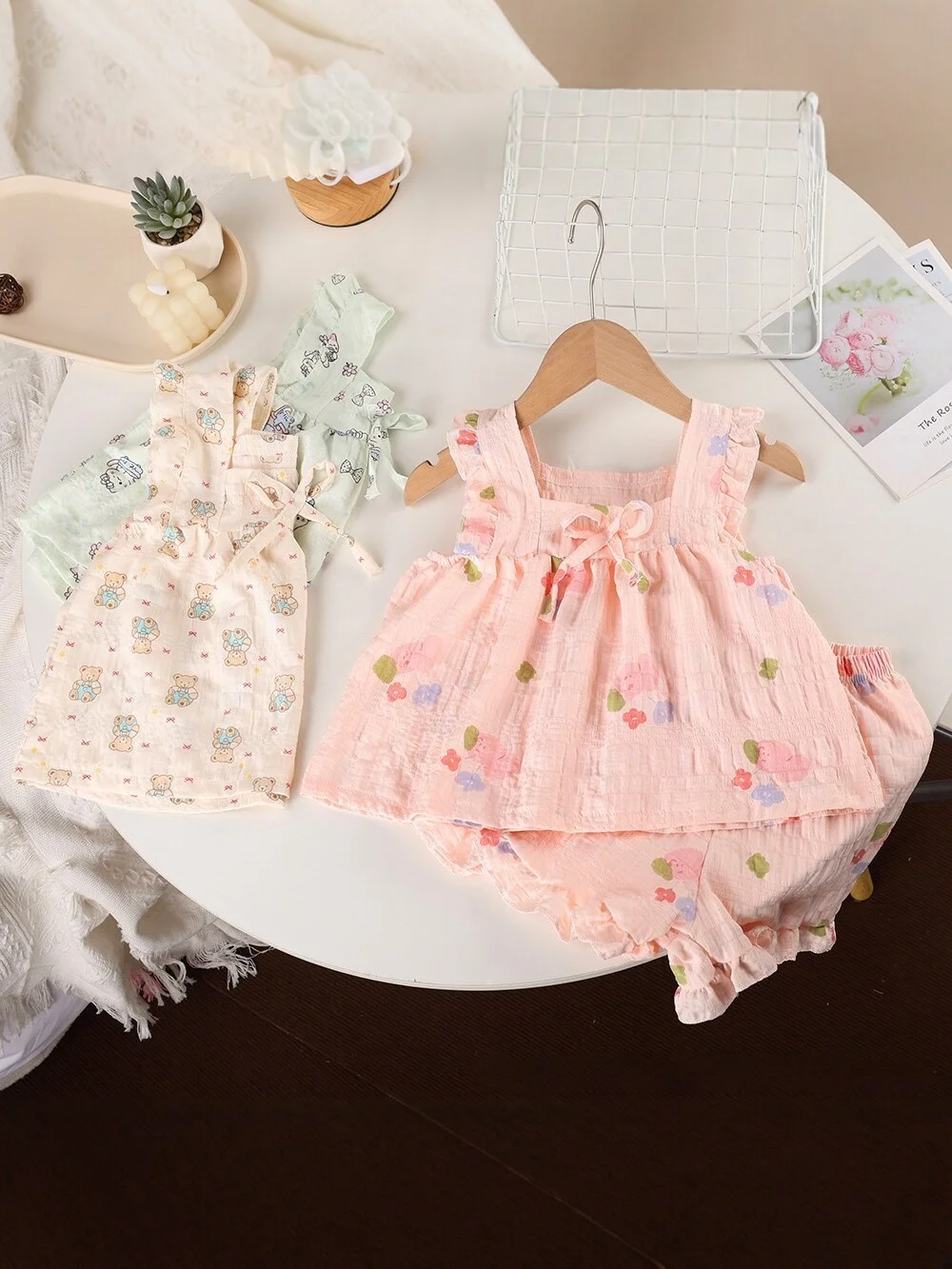 Kinder Sommer Camisole Pyjama 2-teilig für Mädchen Cartoon-Druck Atmungsaktives Ärmelloses Top + Shorts Set Kinder Homewear