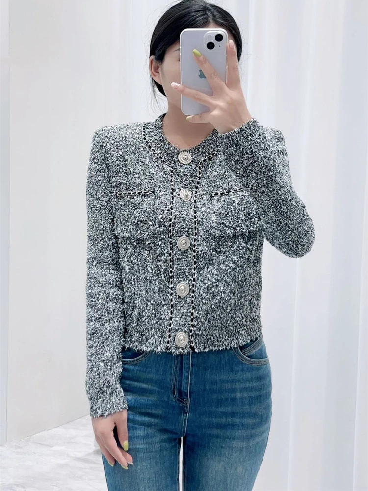 Versión de gama alta ey round Ne Long Sve Coat European Sle Otoño Invierno Faion Chain Gold Bule Flower Design Open C...