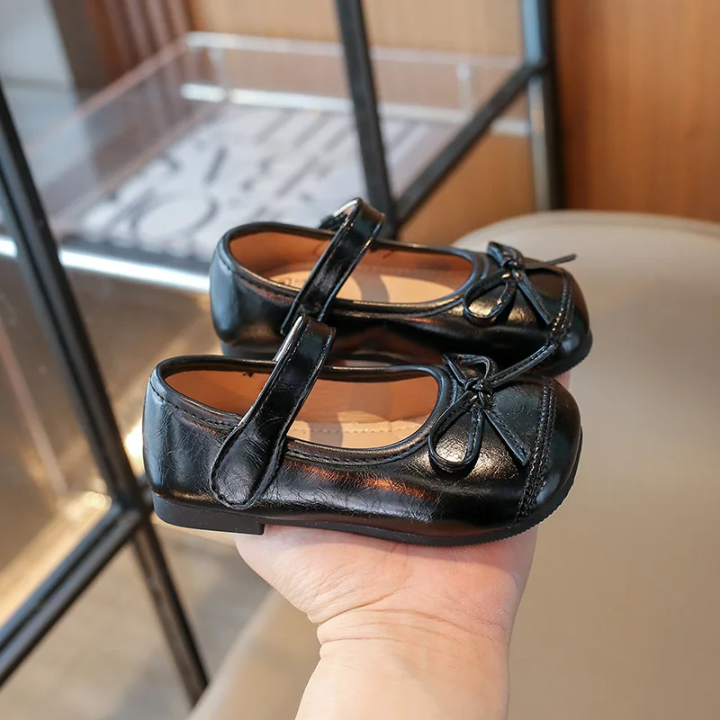 2026 Girls Leather Shoes Princess Dress Shoes for Toddlers Kids Solid Color Bow-knot Black Green Pink for Wedding Children Flats