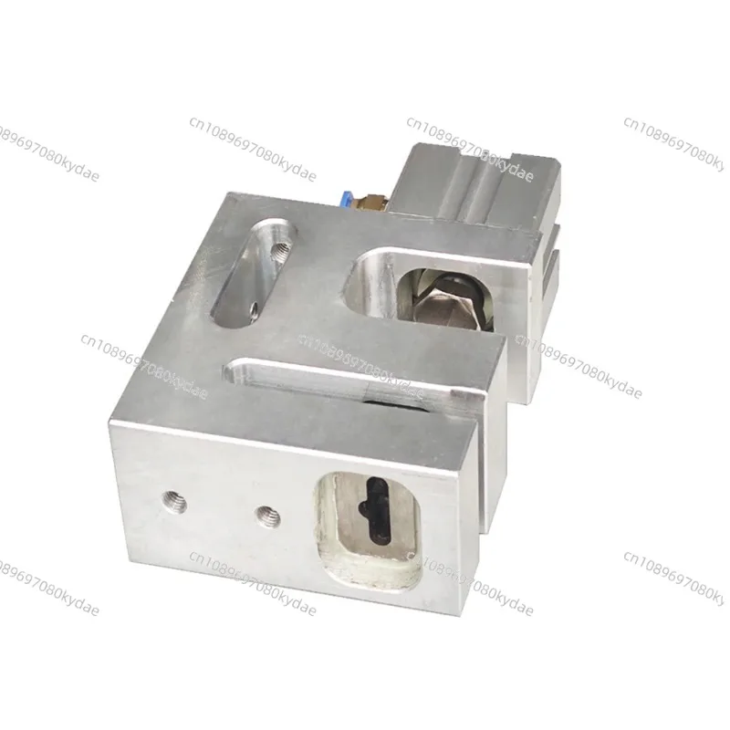Pneumatic Plastic Bag Puncher BOPP Bag PP Film Butterfly Hole 32x6x9MM Punching Machine Universal Air Punch 280T/MIN