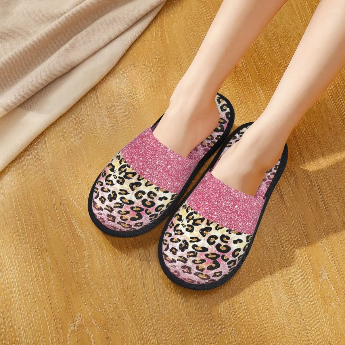 Custom Bubble Gum Pink Faux Glitter Leopard Animal Print Slippers Memory Foam Warm Soft Women House Slipper Bedroom Cozy Shoes