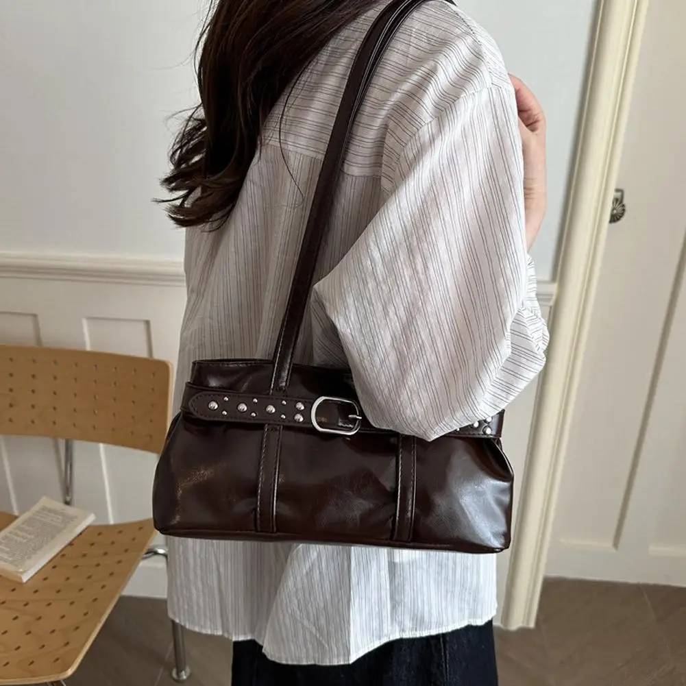 Rivet-Gürtelschnalle, Unterarmtasche für Damen, große Kapazität, einfarbig, Schultertasche, Retro-Handtasche für den täglichen Gebrauch. – Detail 24