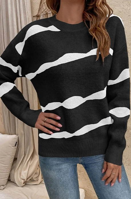 Women's Fashion Top 2025 Autumn Winter Latest Knitted Sweater Round Neck Contrasting Color Loose Fit Long Sleeve Striped Sweater