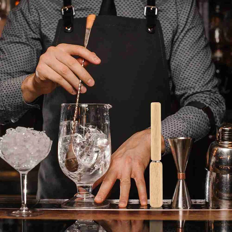 MAKE-2Pcs اختيار الجليد مع غطاء الأمان - يختار الثلج من الفولاذ المقاوم للصدأ لكسر الجليد الخشب مقبض أداة تشكيل الجليد للنادل