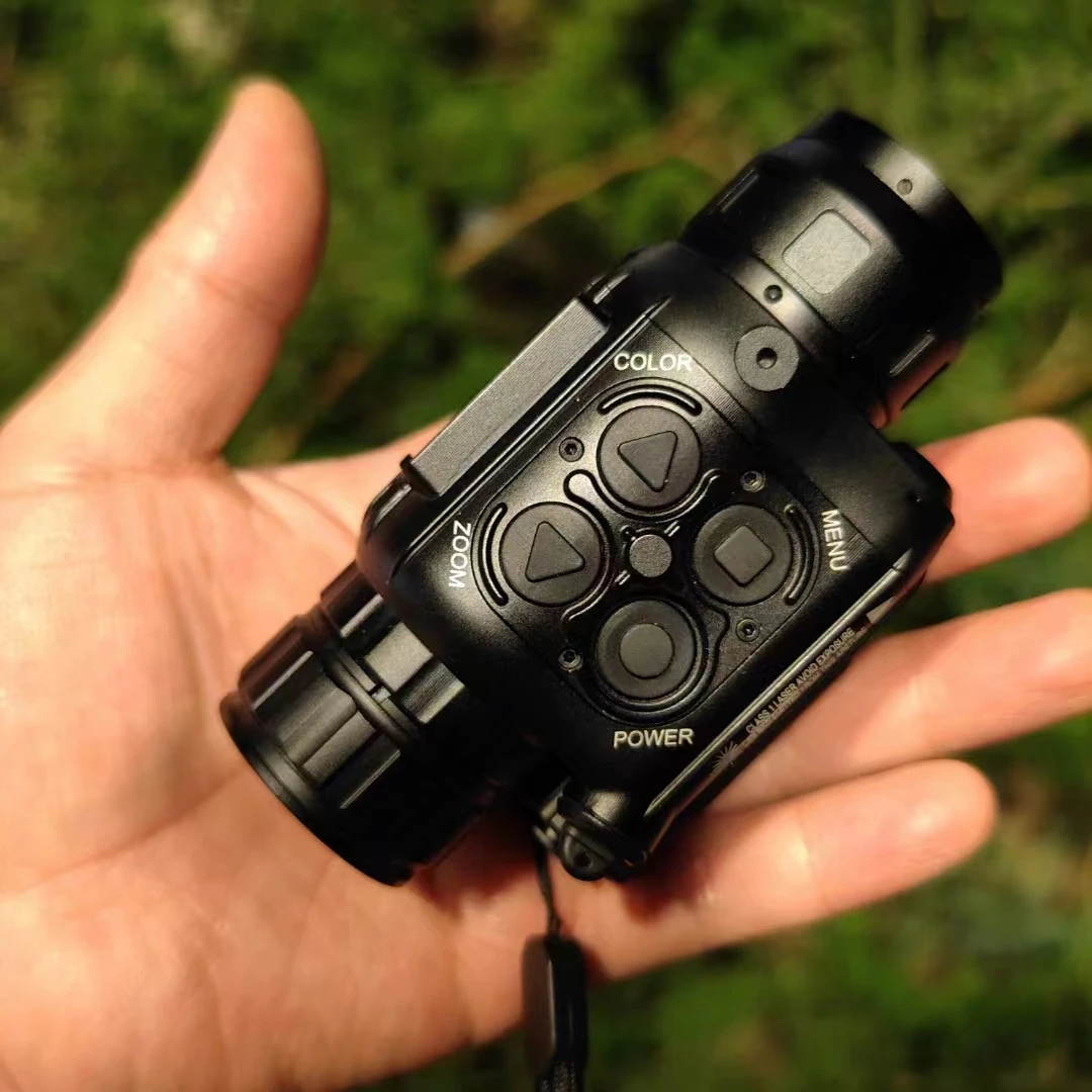 Handheld Thermal Imager Long Range Thermal Camera 25mm Lens IP67 Waterproof Continuous Zoom for Night Vision Hunting