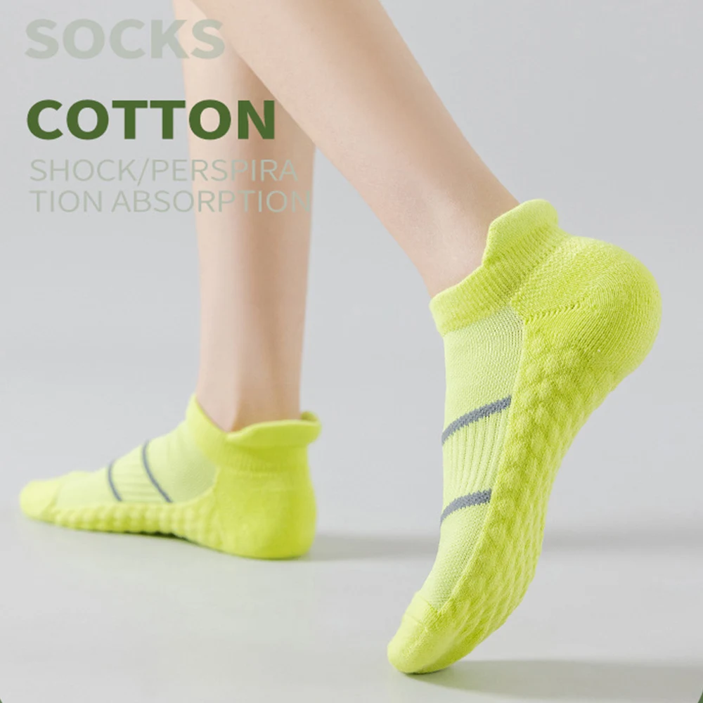 

1 Pair Spring Non-slip Short Socks For Unisex Breathable Towel Bottom Sports Socks Running Ankle Socks Male Harajuku Hosiery