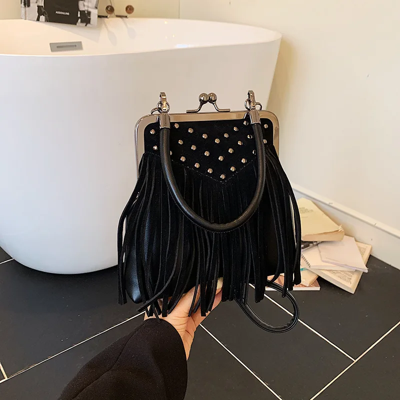 

Fashion Rivet Tassels Leather Women Tote Bag Women's Messenger Bag Square Female Shoulder Bags Sweet Simple Ladies Tote Handbag