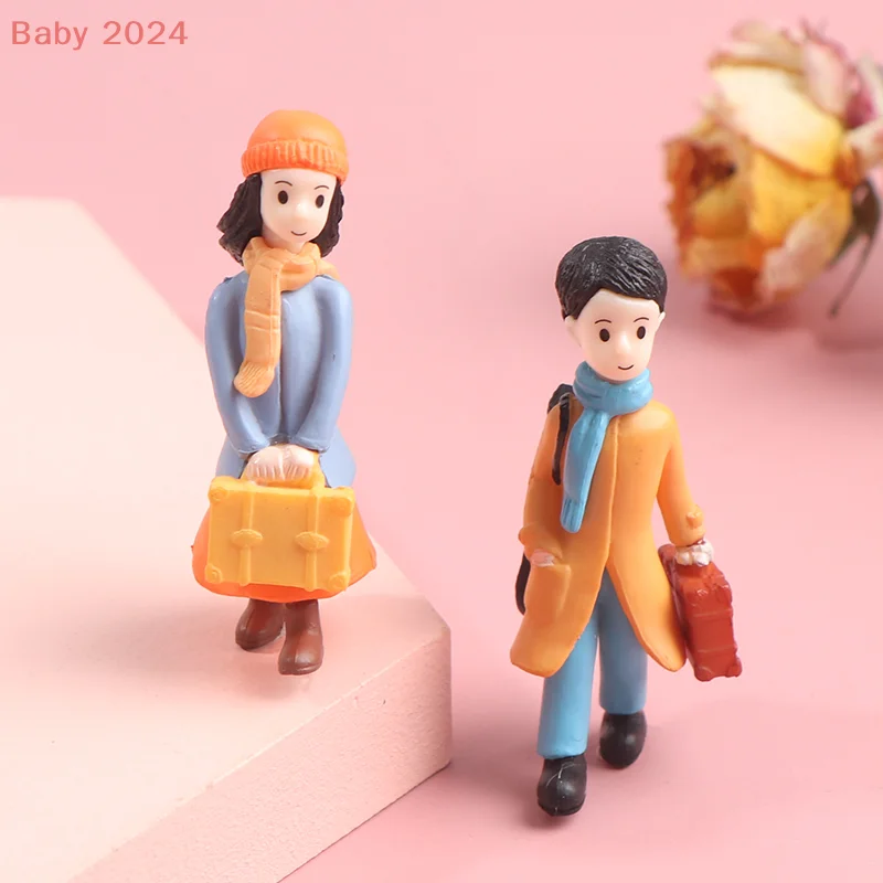 2 Pieces Couple Doll Toy Model Figure Decoration For Miniature Home DIY Scene Decor