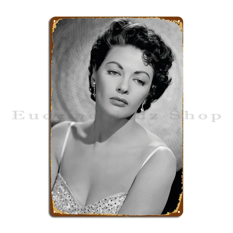 ملصق جداري معدني من إيفون دي كارلو يخلق ملصق لافتة من القصدير لحفلات غرفة المعيشة على شكل كهف