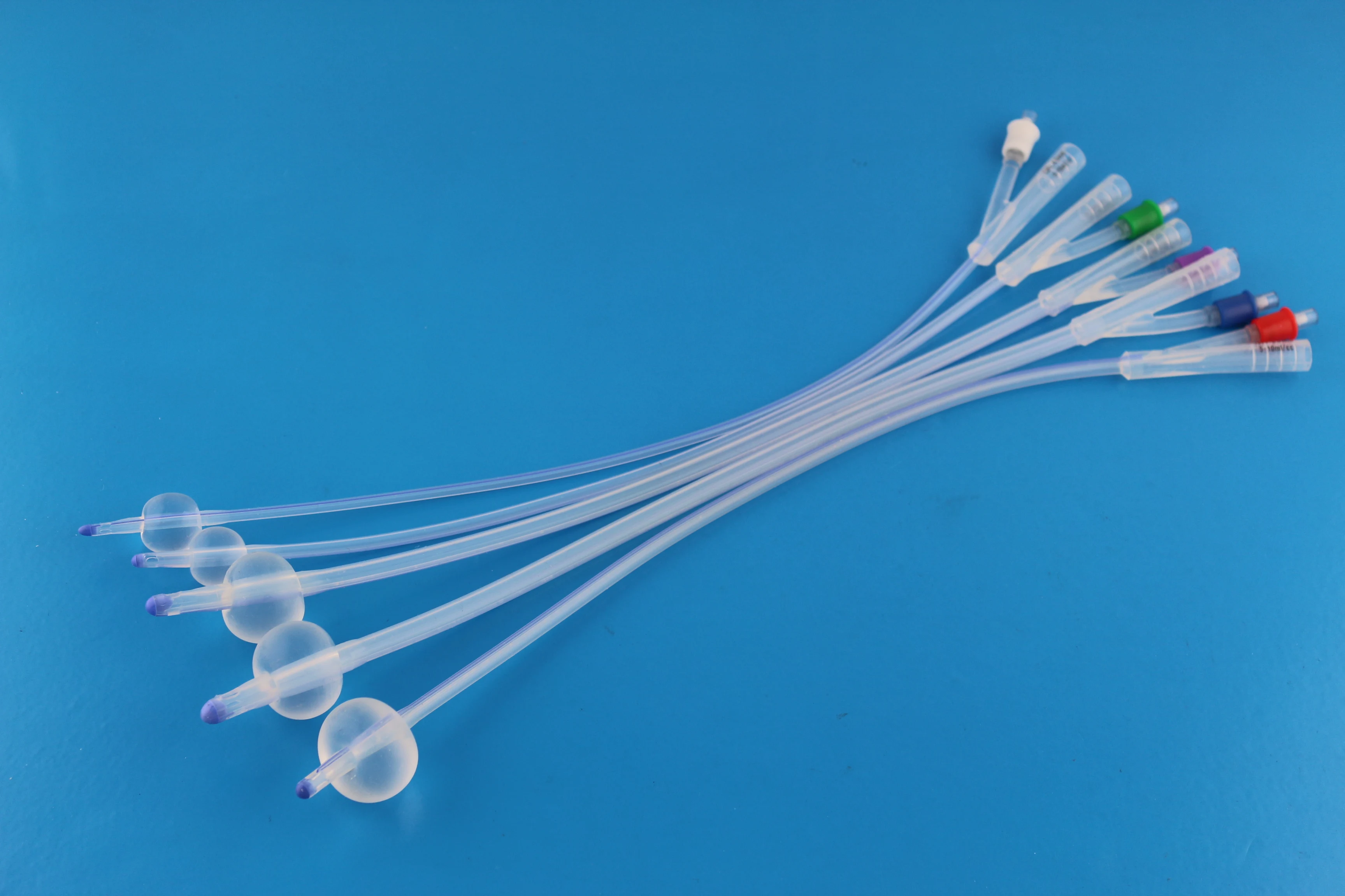 

China Manufacturer Different Size 3 Way Silicone Foley Catheter