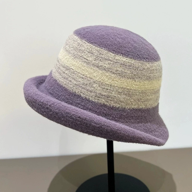 Neuer Fischerhut für Mütter im britischen Stil mit gerollter Krempe für Damen. Vielseitiger Hut mit kurzer Krempe und stilvollem Look – Detail 8