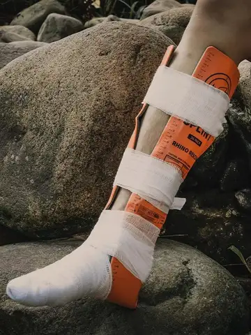 RHINO RESCUE First Aid Splint 36" X 4.3" Green-Gray, Keep Bones in Position For Camping Hiking Fixture Bone Emergency Kit