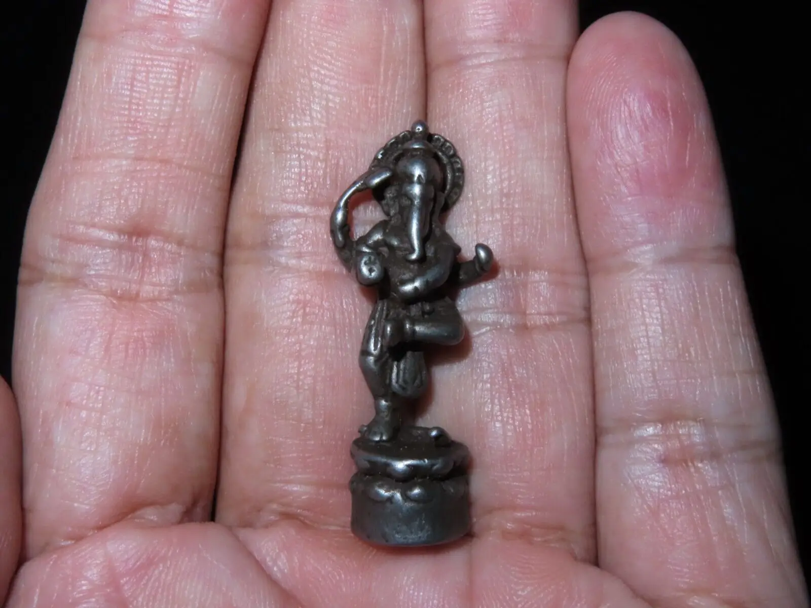 Непал Тибет индуистский холодный железный танцующий лорд Ганеша миниатюрная статуя талисмана (o6)