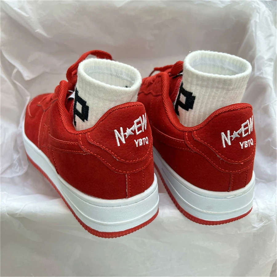 Retro Red Star Women Sneakers Fashion Lightweight Couple Skateboard Shoes New Trend Sports Shoes Men Running Shoes Jordans