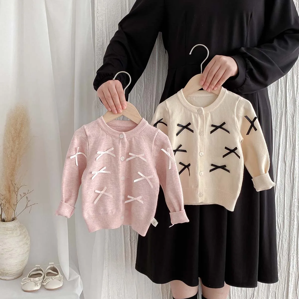 

Girls' Baby Korean Cotton Sweater Bow Knitted Cardigan Autumn Children's Top Sweater Coat