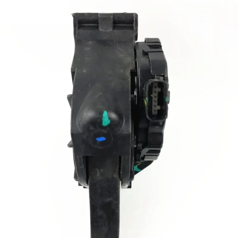 

Engine Rubber Mount Support Mounting Accelerator Pedal Position Sensor 23375954 For 2016-2017 Chevrolet Malibu 23375954