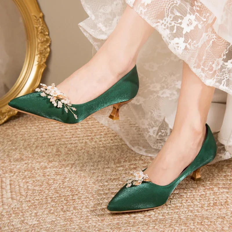 Luxury Women's Crystal Floral Pumps Spring 2025 Comfortable Med Heels Pointed Toe Party Wedding Shoes Woman Green Silk Pumps 41