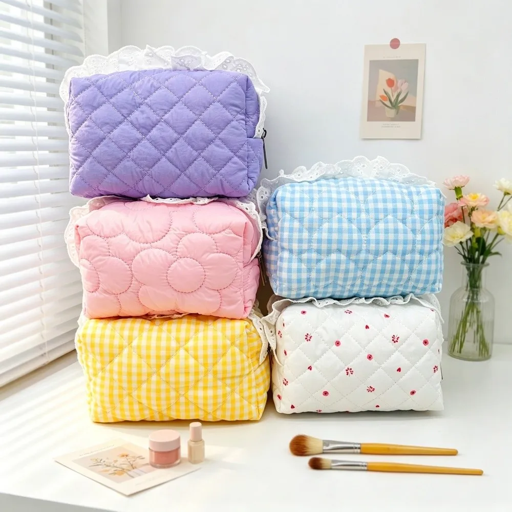 Large Capacity Cosmetic Bag Lace Ruffle Quilted Travel Toiletry Bag Plaid Heart Pattern Multifunctional Skincare Storage Bag