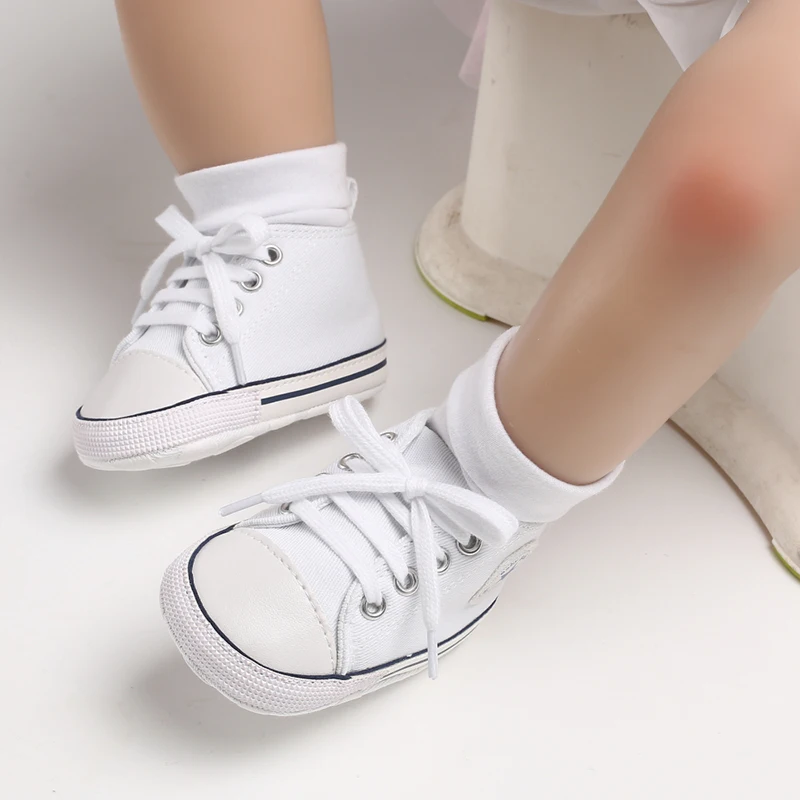 Niemowlę dziecko antypoślizgowe buty dziecięce Baby brezentowe klasyczne trampki Newborn Star buty sportowe Baby Boys Girls First Walkers buciki