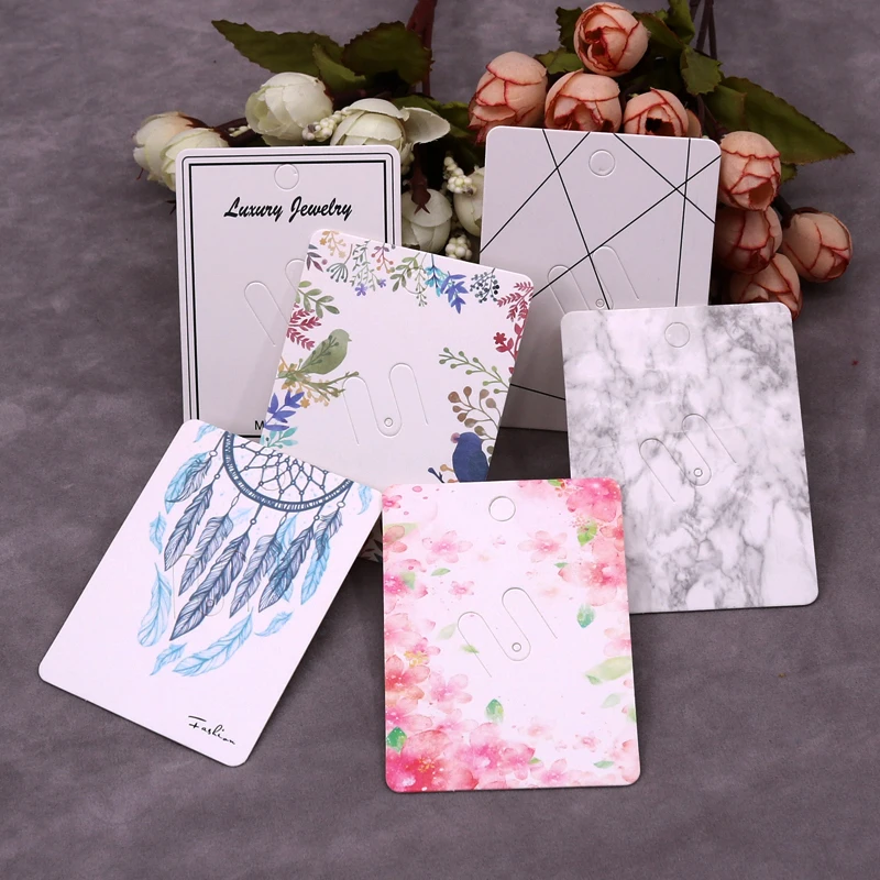 100pcs 6x8cm Jewelry Display Brooch Cards White Paperboard Label Jewelry Stand Pin Packaging Cards Hanging Price Tags Customized