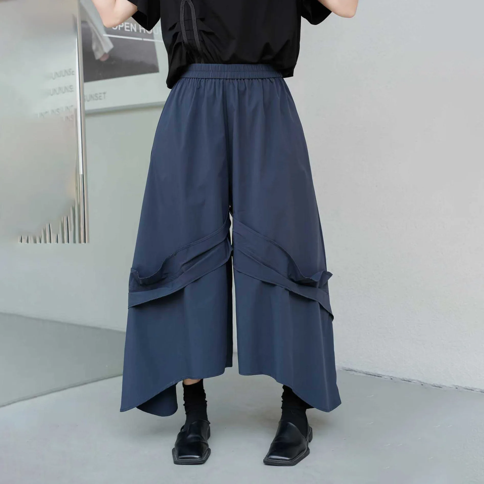 

SuperAen 2026 Весна-Лето: Новые асимметричные широкие брюки в корейском стиле, модные повседневные свободные брюки с рюшами