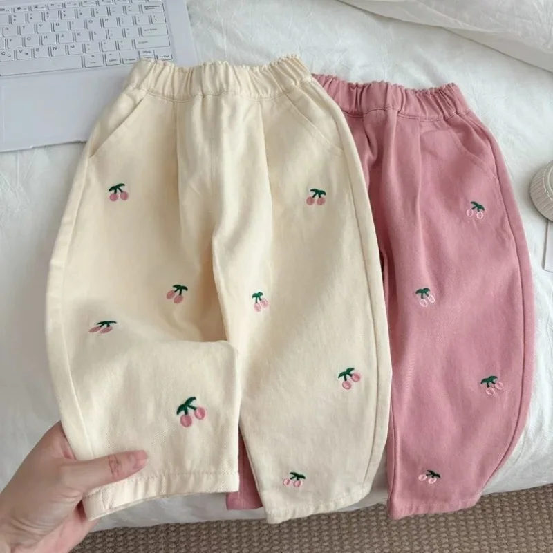 

2026 Girls Pants Spring and Autumn New Western Children's Baby Beige Casual Pants Cotton Girls Trousers Fashion