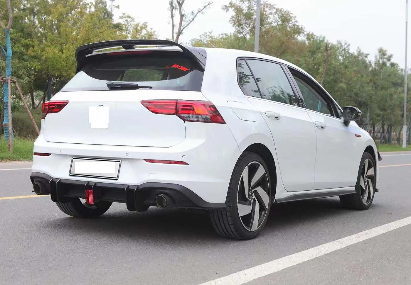 For 2021 to 2024 VW Golf 8 GTI/Normal Pro/Rline Add MAX Style Rear Diffuser Extension With Stop Led Light Golf 8 Rear Bodykit