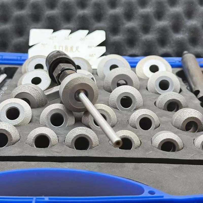 Engine Valve Seat Hard Alloy Reamer Grinding Wheel Set 30/45/60/70/90 Degree Blade 20mm-38mm Diamond Grinding Wheel