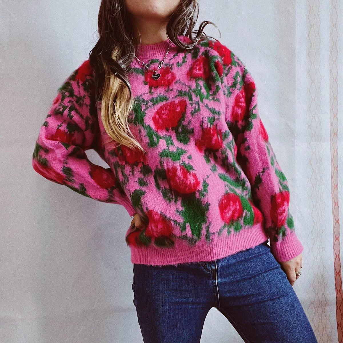 

2022 Autumn Winter Vintage Flocking Floral Sweater Women O-neck Long Sleeve Pullover Knitwear Red Purple