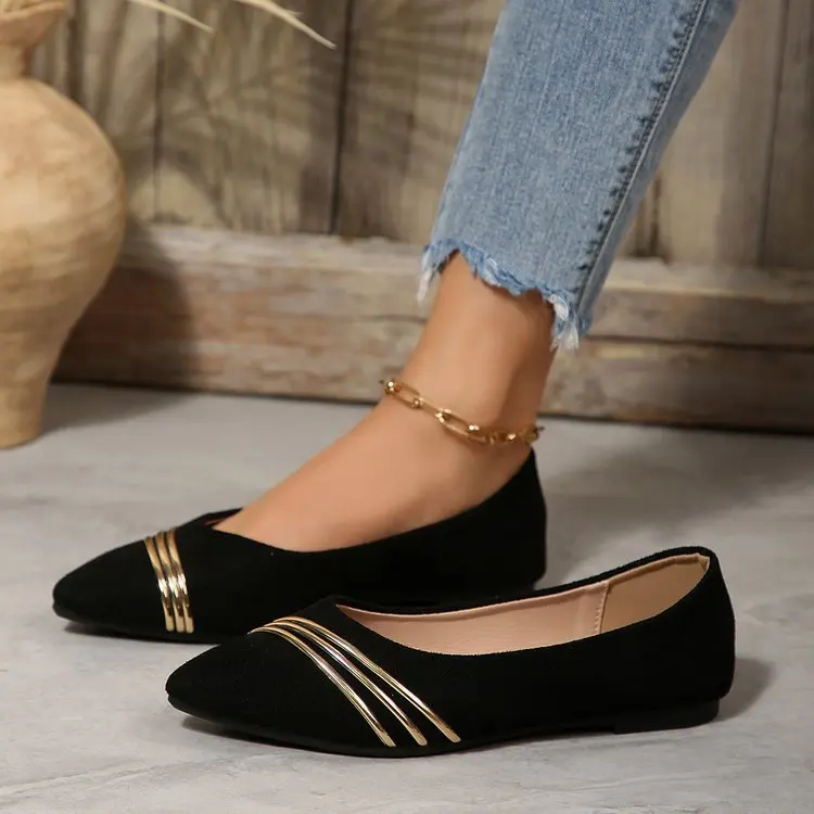 

Comfortable Large Size 36-43 Flat Bottom Slip-On Casual Women's Shoes New Wear Daily Footwear 2026
