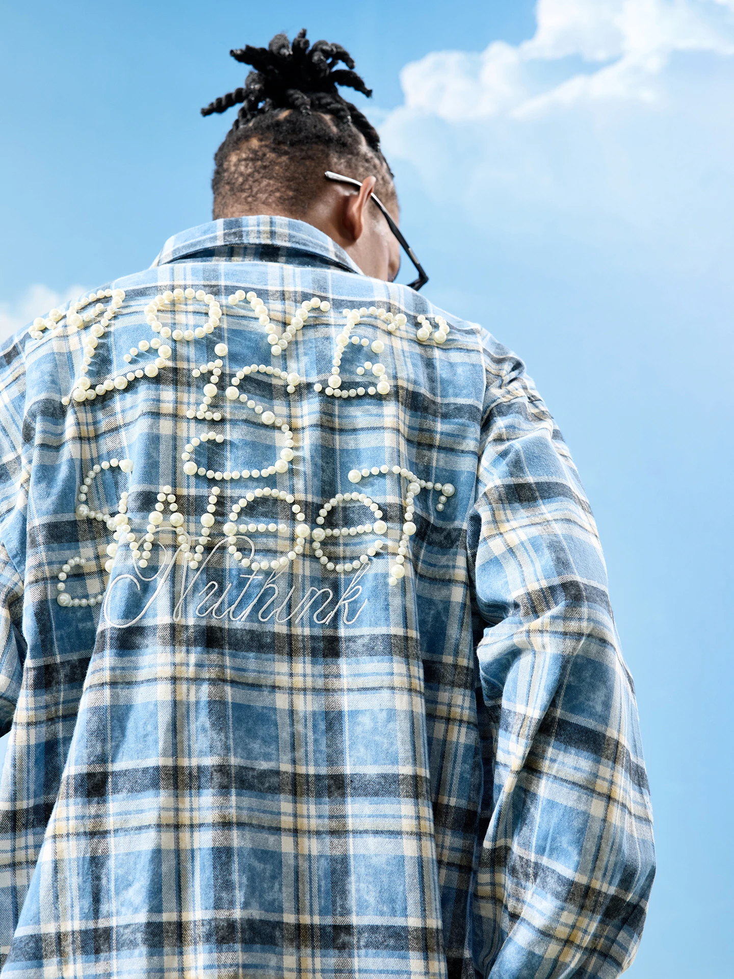 

Nuthink Американская ретро-рубашка в клетку с жемчужным узором, с длинным рукавом, повседневная, свободного кроя, унисекс, весна 2026, дышащая, из смесового полиэстера и хлопка