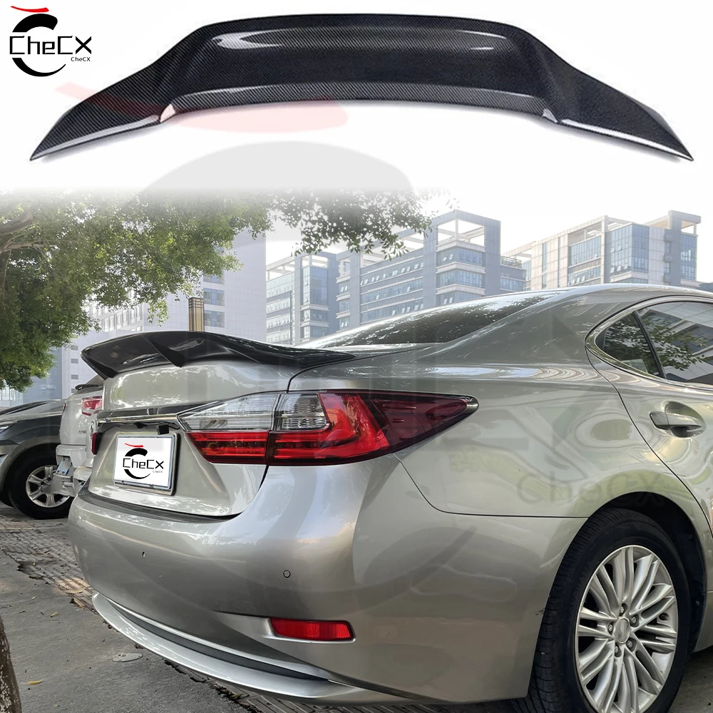 For 14-17 Lexus ES200 250 300H 350 HighQuality Fiberglass Rear Spoiler With Glossy Black Spoiler Tail Installed On The Trunk Lid