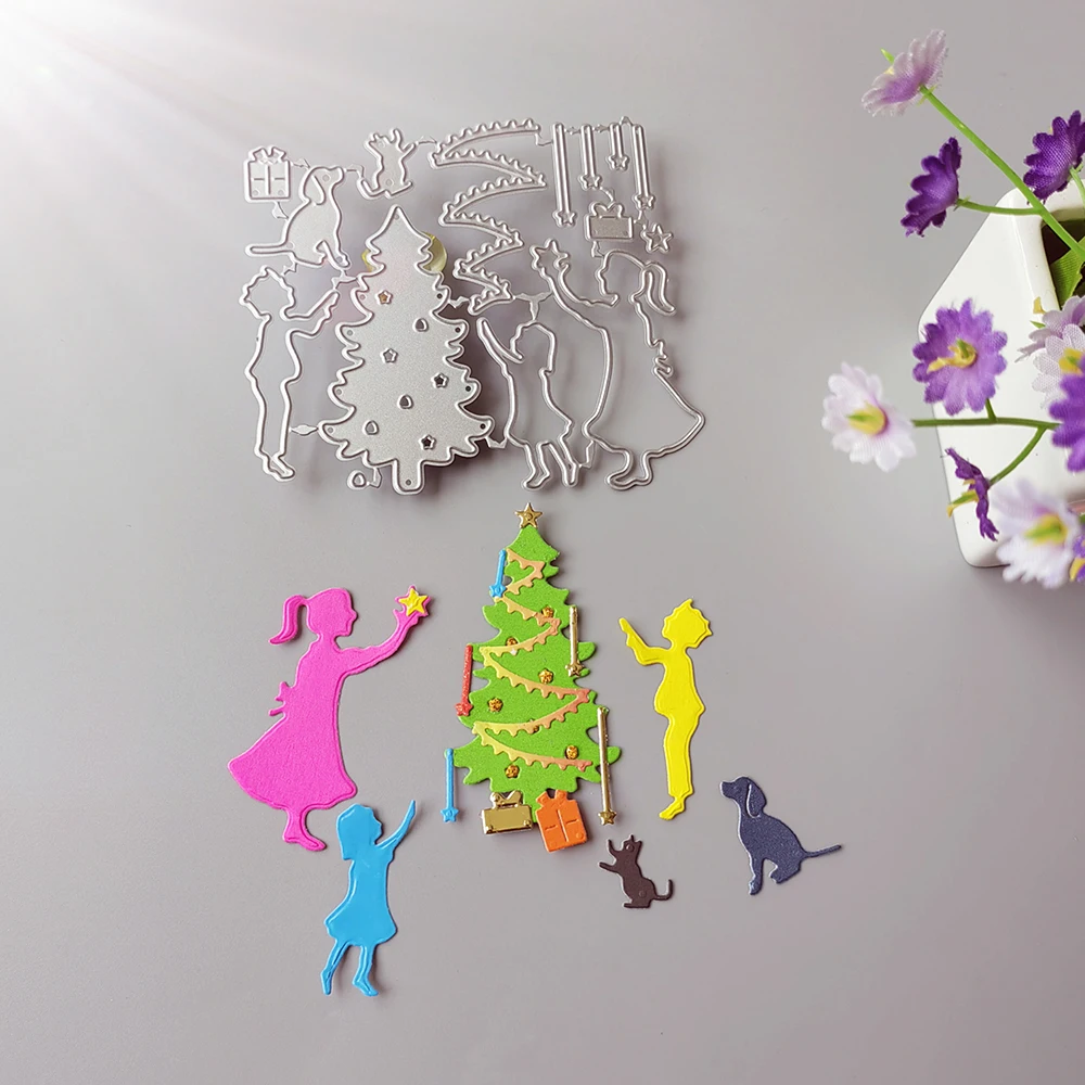 

Children decorate Christmas trees cutting dies scrapbook decoration embossed photo album decoration card making DIY crafts