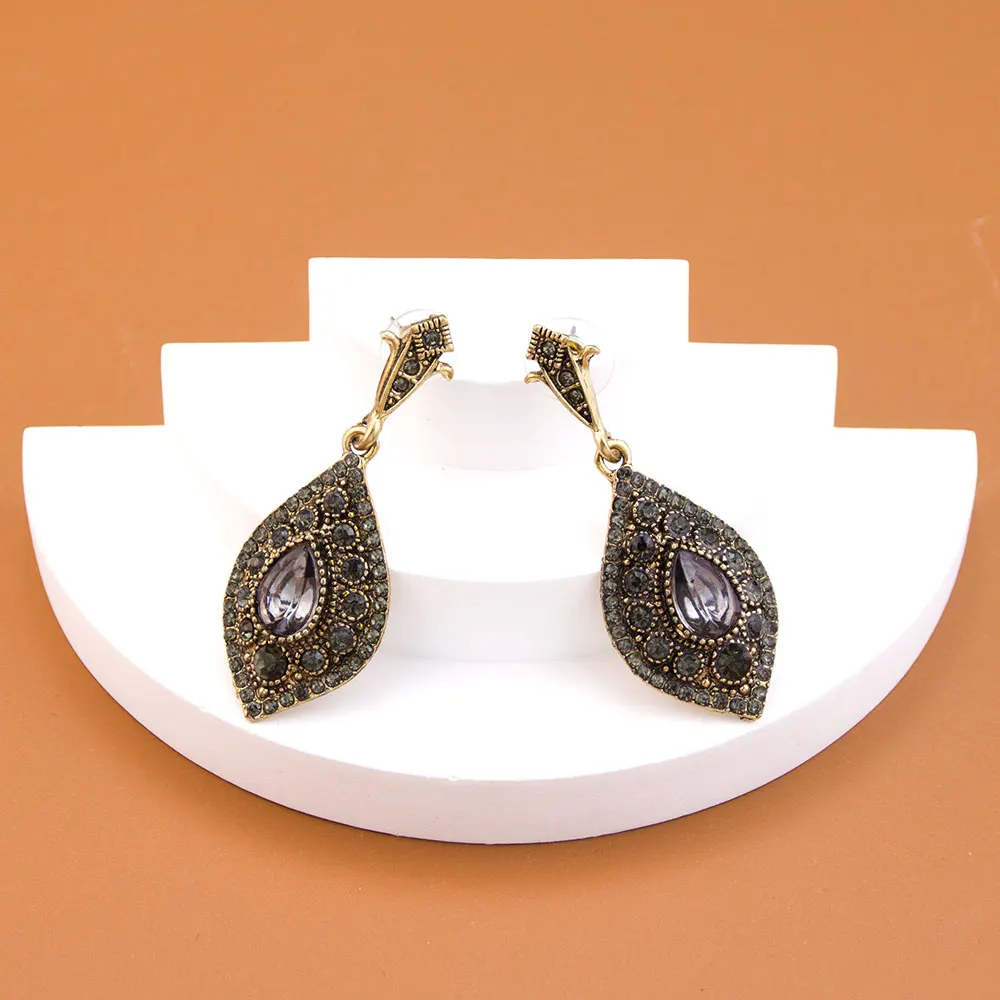 Sunspicems Vintage Turkish Bohemia Women Earring Gray Crystal Antique Gold Color Rhombus Pendant Indian Drop Earring Jewelry